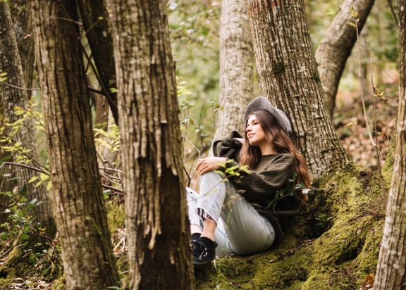 modèle portfolio photoshoot en forêt